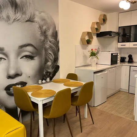 Center Апартаменты *